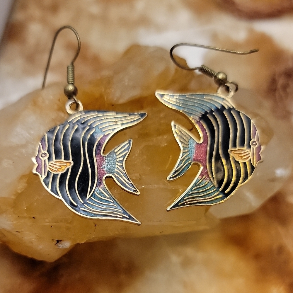 Gold Tone Black Red Green Enamel Fish-Shaped Cloisonne Earrings Sheperd Back #85